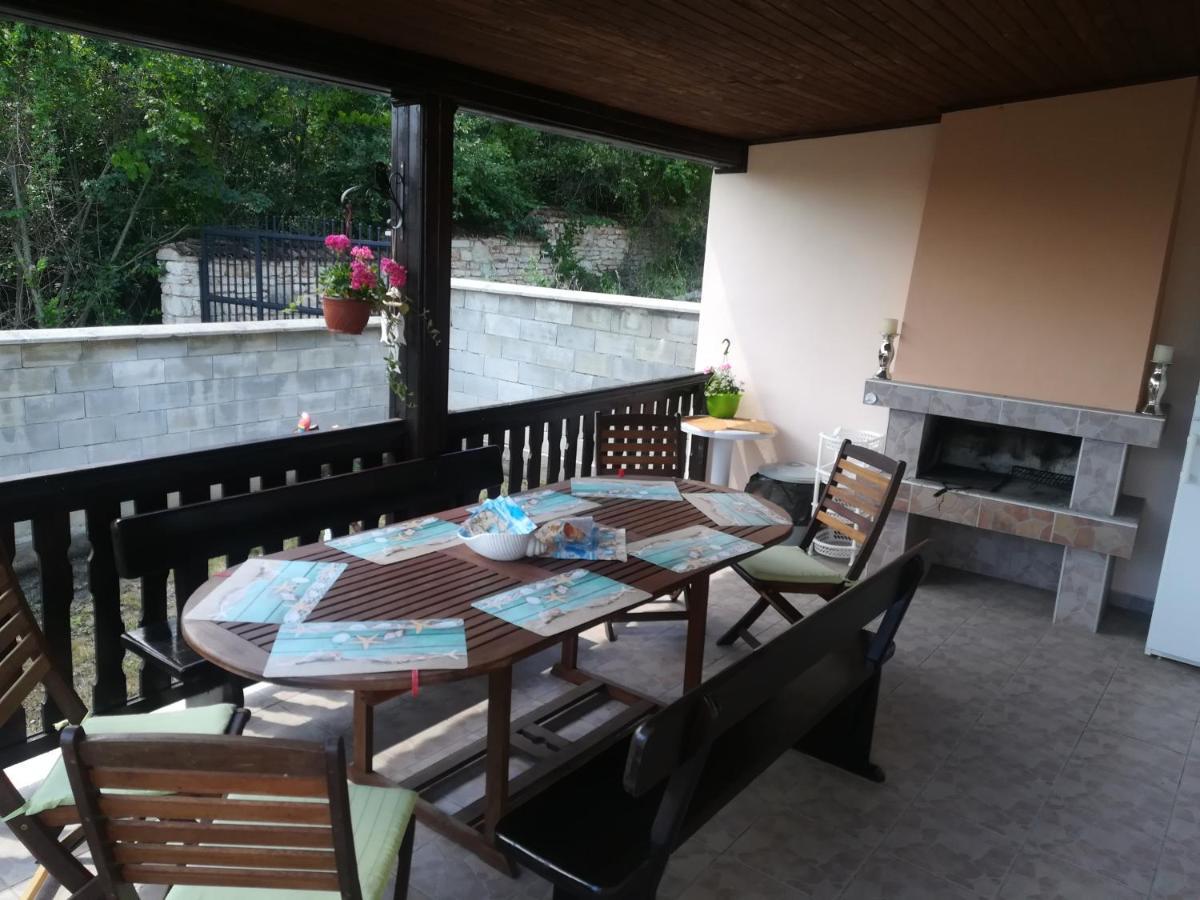 בלצ'יק Villa Holly מראה חיצוני תמונה