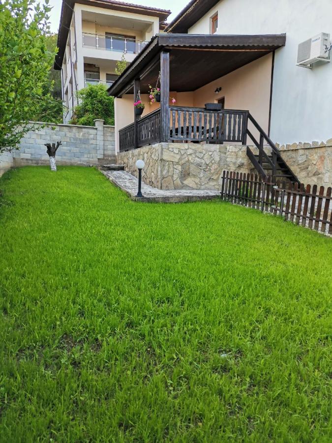 בלצ'יק Villa Holly מראה חיצוני תמונה