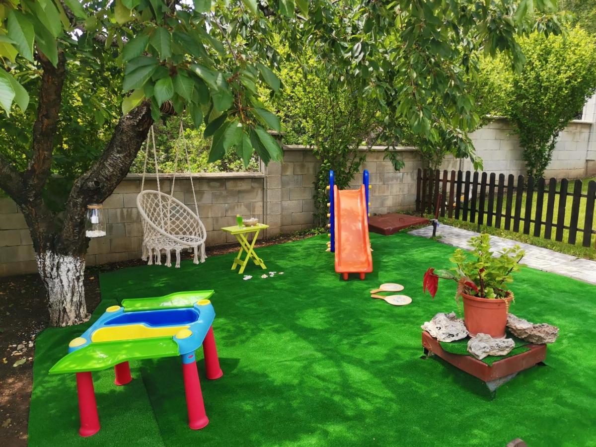 בלצ'יק Villa Holly מראה חיצוני תמונה