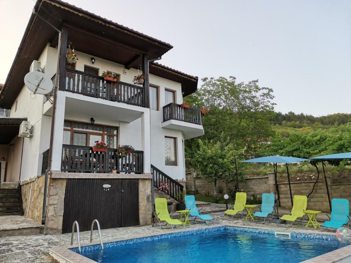 בלצ'יק Villa Holly מראה חיצוני תמונה