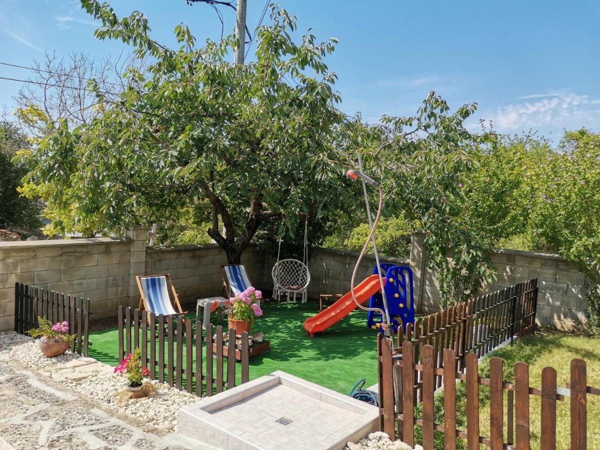 בלצ'יק Villa Holly מראה חיצוני תמונה