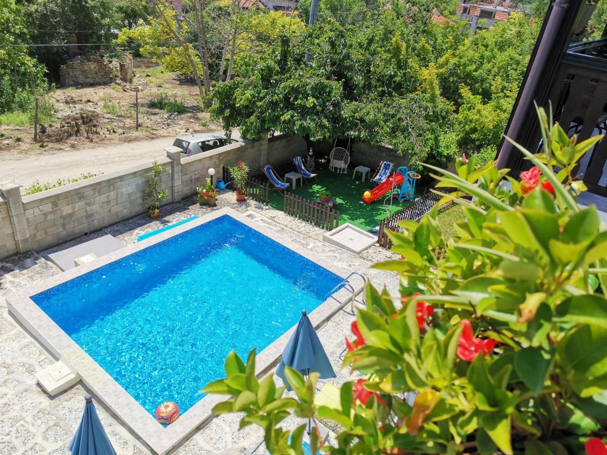 בלצ'יק Villa Holly מראה חיצוני תמונה