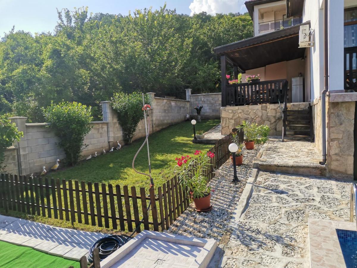 בלצ'יק Villa Holly מראה חיצוני תמונה