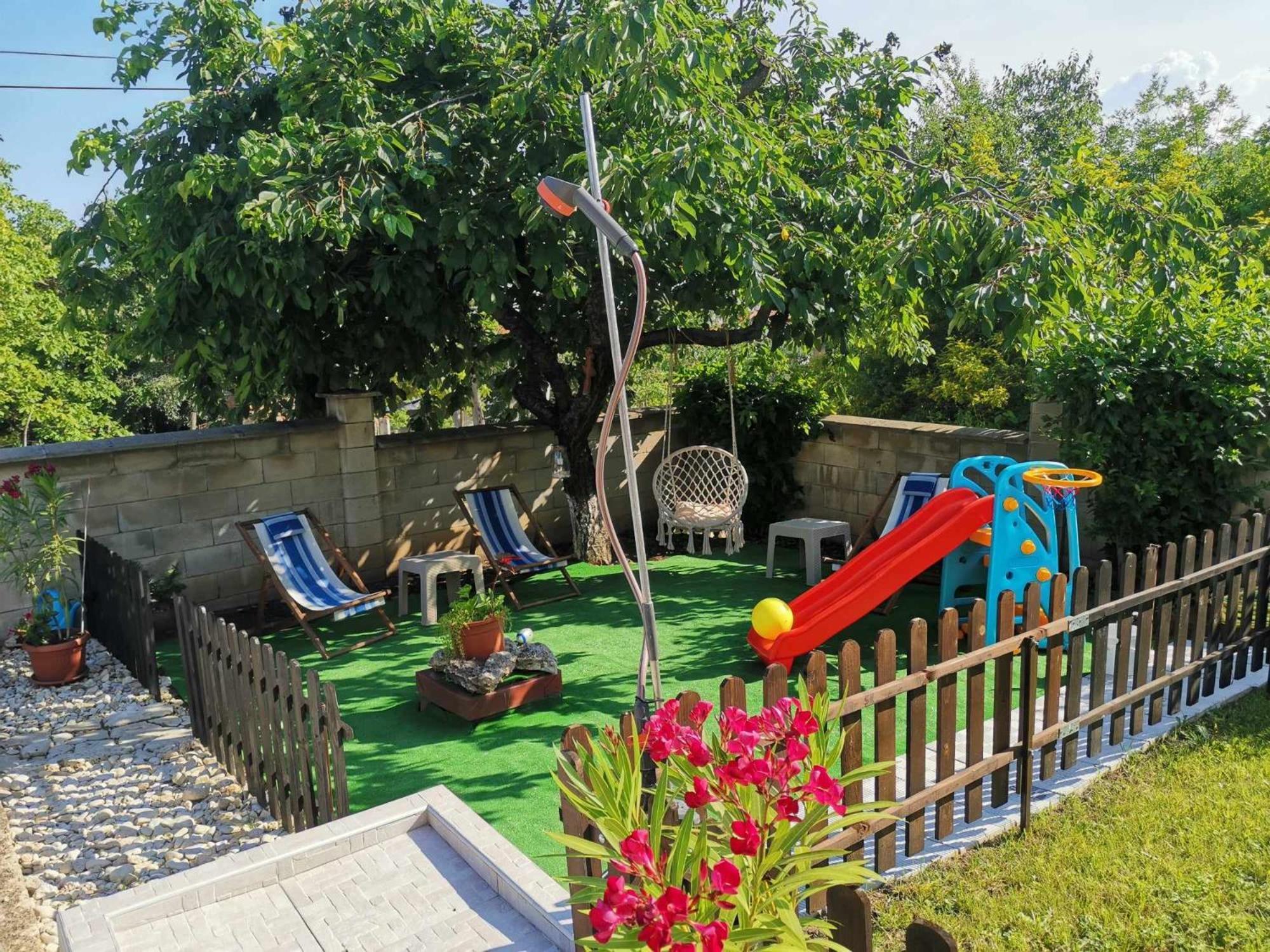 בלצ'יק Villa Holly מראה חיצוני תמונה